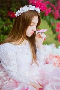 一觉醒来成了宿敌的妻子