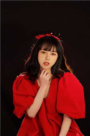 《古镜中的魔鬼》小美小李完结版免费小说_完结版免费小说《古镜中的魔鬼》小美小李
