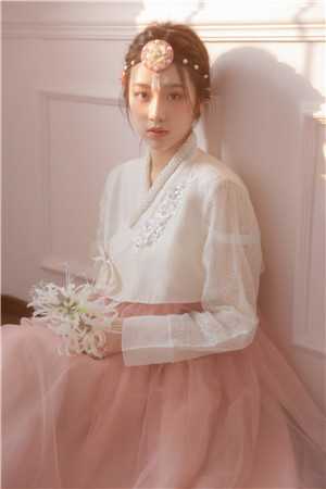 被村民骂赚黑心钱，我转头和邻村赚大钱李婶玉珍好看的小说推荐完结_最新全本小说被村民骂赚黑心钱，我转头和邻村赚大钱(李婶玉珍)