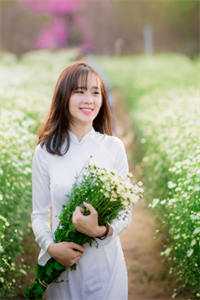 提离婚你装高冷，我发财了你发疯？封庭深容辞热门小说完结_热门完结小说提离婚你装高冷，我发财了你发疯？封庭深容辞