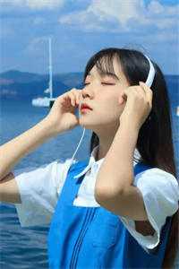 爱在云深消散处