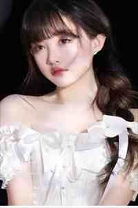 爆出身份后，未婚夫跪求我原谅