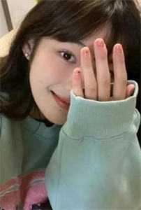 除夕夜 老婆带女儿见了白月光