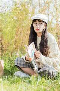 死遁三年归来，暴君黑化了
