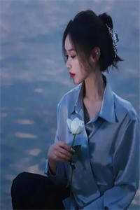 女友竹马害我无辜坐牢三年，她却让我大度