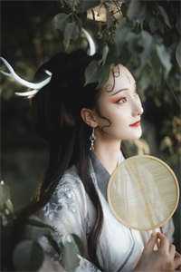 豪门妻子要给初恋生孩子，我直接软饭硬吃