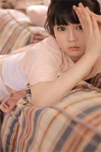 给女校长洗脚后，我在学校横着走